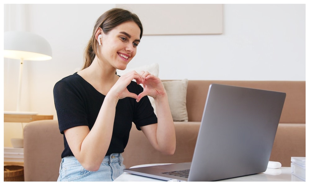 Earbuds under ₹800 are user-friendly as well as budget-friendly. (Pexels) Earbuds under ₹800 are user-friendly as well as budget-friendly. (Pexels)