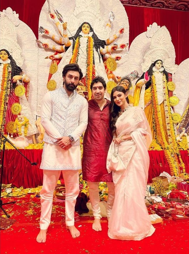 Ranbir Kapoor, Ayan Mukerji, Mouni Roy at a puja pandal on Monday. Ranbir Kapoor, Ayan Mukerji, Mouni Roy at a puja pandal on Monday.