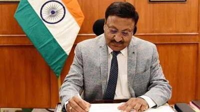 The Election Commission has written to the political parties asking them to submit their views on the proposed amendment by October 18. (File Photo/Twitter/ECI) The Election Commission has written to the political parties asking them to submit their views on the proposed amendment by October 18. (File Photo/Twitter/ECI)
