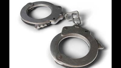 Handcuffs - Handcuff Handcuffs - Handcuff
