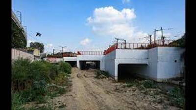 Out of four boxes that were expected to connect central and west Delhi, three have been opened at the Kishanganj underpass. (HT Photo)