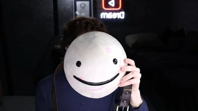 A screengrab from the video that shows Minecraft YouTuber Dream revealing his face. (YouTube/Dream) A screengrab from the video that shows Minecraft YouTuber Dream revealing his face. (YouTube/Dream)