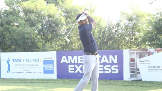 Bangladesh golfer Jamal Hossain dominated the first round of the TATA Steel PGTI Players Championship being held at the Panchkula Golf Club, carding an impressive seven-under 65 to lead Round 1 (HT File)