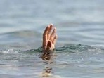 Four men were rescued by the life guards. Malpe police have registered cases and investigation is in progress. (Representative Image/HT File) Four men were rescued by the life guards. Malpe police have registered cases and investigation is in progress. (Representative Image/HT File)