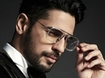 Sidharth Malhotra, who made his debut with Student of the Year, said he Anubhav Sinha was originally supposed to launch him. Sidharth Malhotra, who made his debut with Student of the Year, said he Anubhav Sinha was originally supposed to launch him.