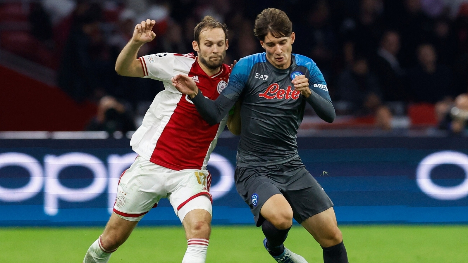Napoli routs Ajax 6-1 to stay perfect in Champions League