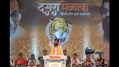 Mumbai, India - October 05, 2022: CM Eknath Shinde addressing the gathering during the Dussehra rally, at MMRDA Ground, Bandra-Kurla Complex (BKC), in Mumbai, India, on Wednesday, October 05, 2022. (Photo by Satish Bate/ Hindustan Times) (Satish Bate/HT PHOTO) Mumbai, India - October 05, 2022: CM Eknath Shinde addressing the gathering during the Dussehra rally, at MMRDA Ground, Bandra-Kurla Complex (BKC), in Mumbai, India, on Wednesday, October 05, 2022. (Photo by Satish Bate/ Hindustan Times) (Satish Bate/HT PHOTO)