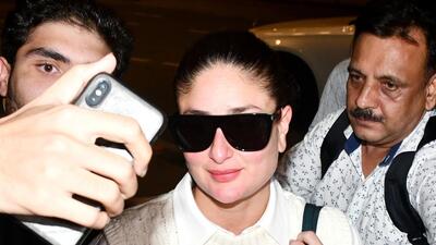 Kareena Kapoor Khan was recently mobbed by some fans at the Mumbai airport. Kareena Kapoor Khan was recently mobbed by some fans at the Mumbai airport.
