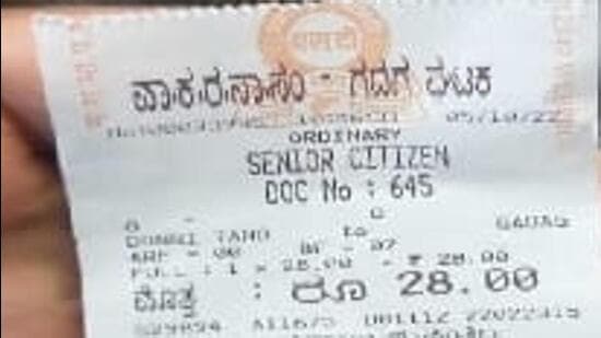 The tickets were issued to commuters between Mundaragi taluk in Gadag district to Gadag on Wednesday, drawing sharp reactions from locals. (HT Photo) The tickets were issued to commuters between Mundaragi taluk in Gadag district to Gadag on Wednesday, drawing sharp reactions from locals. (HT Photo)