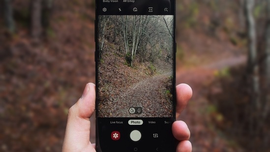 Best Realme 6 GB RAM mobile phones (pexels.com)
