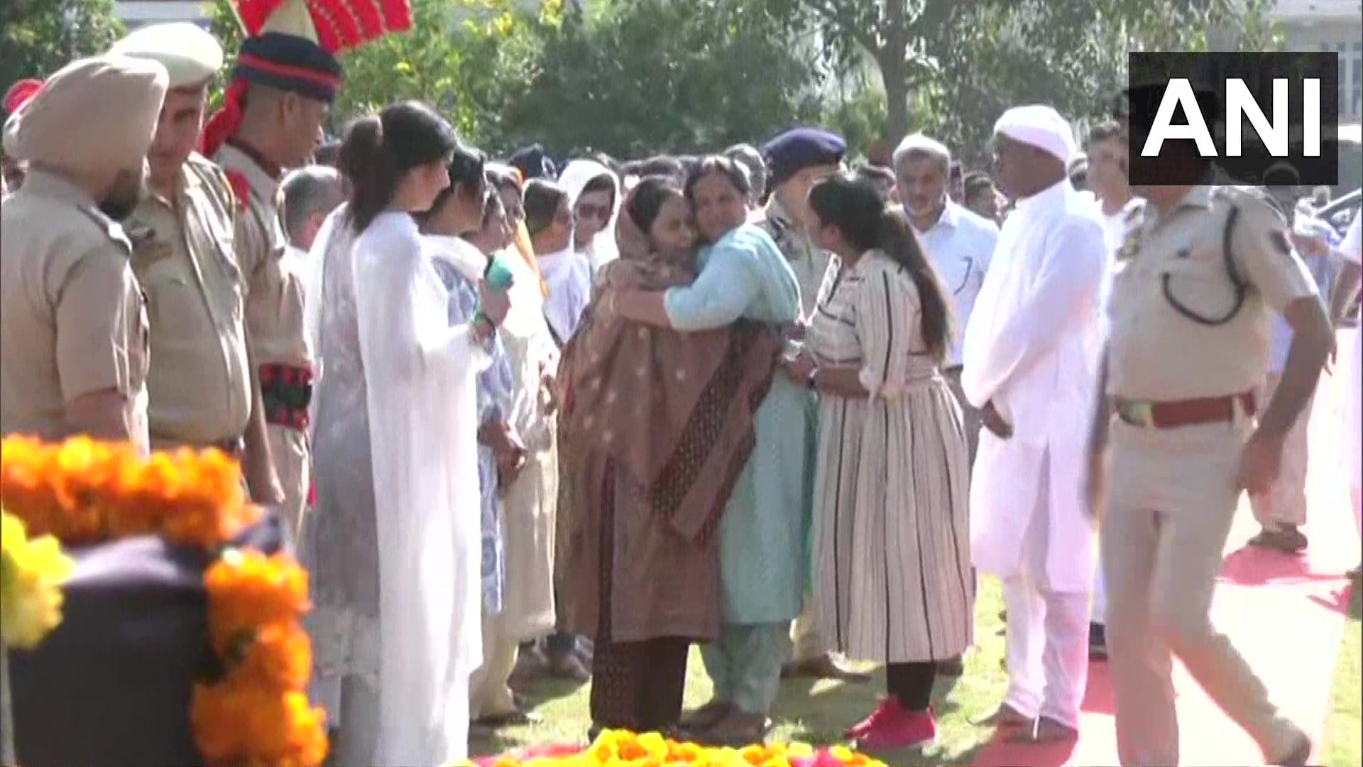 Last respects paid to DG Prison HK Lohia during the wreath-laying ceremony in Jammu on Wednesday. (ANI Twitter) Last respects paid to DG Prison HK Lohia during the wreath-laying ceremony in Jammu on Wednesday. (ANI Twitter)