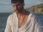 Men's fashion tips: 7 minimalistic outfits for men to carry the linen avatar