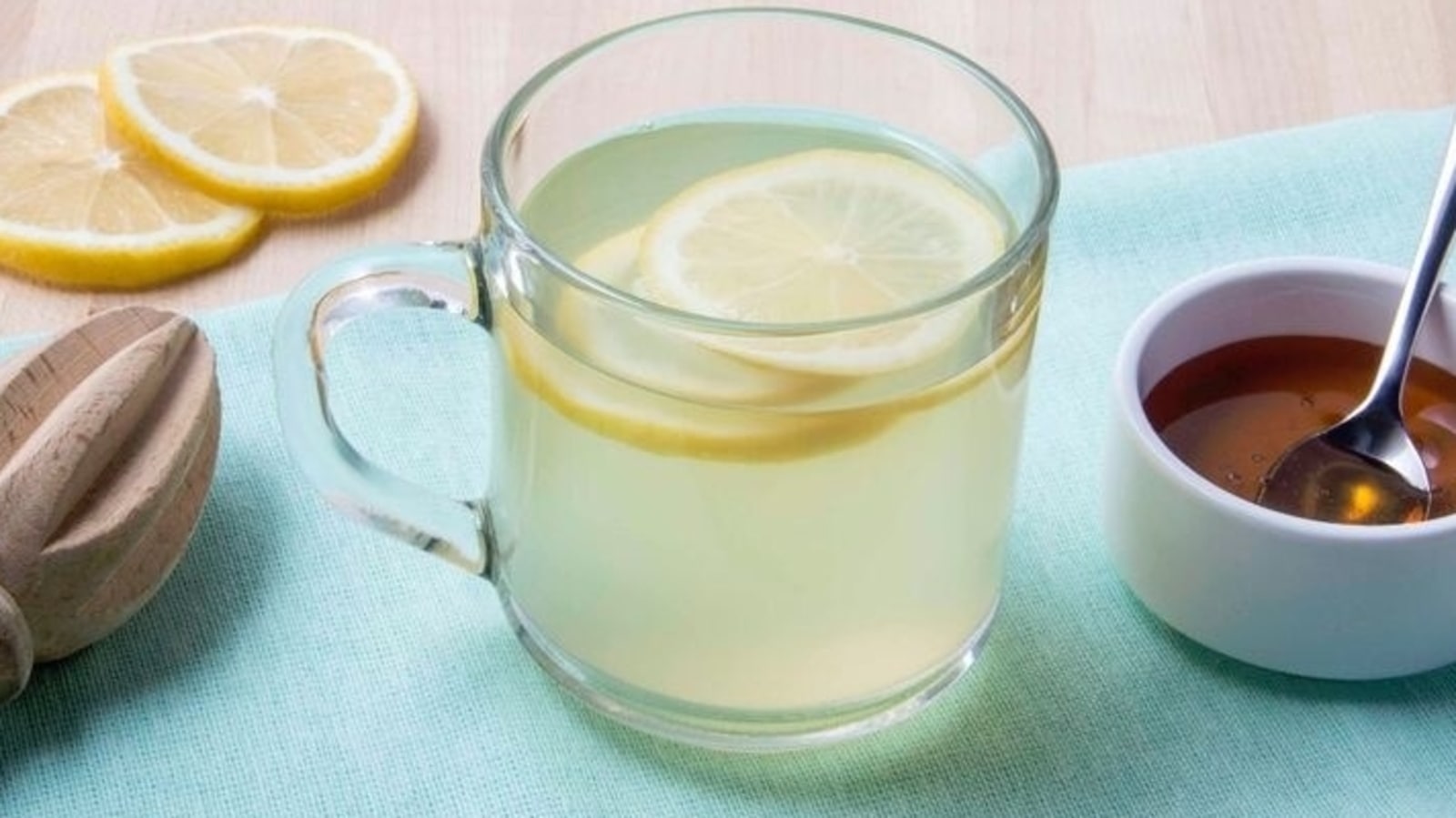 Hot water with 2025 lemon and honey benefits