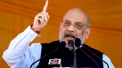 Union Home Minister Amit Shah, who has been on a 3-day visit to Jammu and Kashmir, wound up his visit with a message that the government led by Prime Minister Narendra Modi stands for "Sab Ka Vikas, Sab Ka Kalyan" irrespective of caste, colour, creed or religion. During his speech, he halted for a while when 'Aazan' (a prayer call) played from a nearby mosque. (PTI) Union Home Minister Amit Shah, who has been on a 3-day visit to Jammu and Kashmir, wound up his visit with a message that the government led by Prime Minister Narendra Modi stands for "Sab Ka Vikas, Sab Ka Kalyan" irrespective of caste, colour, creed or religion. During his speech, he halted for a while when 'Aazan' (a prayer call) played from a nearby mosque. (PTI)