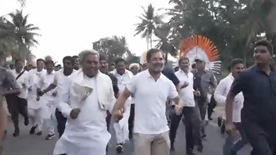75-year-old Siddaramaiah was all smiles when Rahul Gandhi held his hands and invited him for a short run. 75-year-old Siddaramaiah was all smiles when Rahul Gandhi held his hands and invited him for a short run.