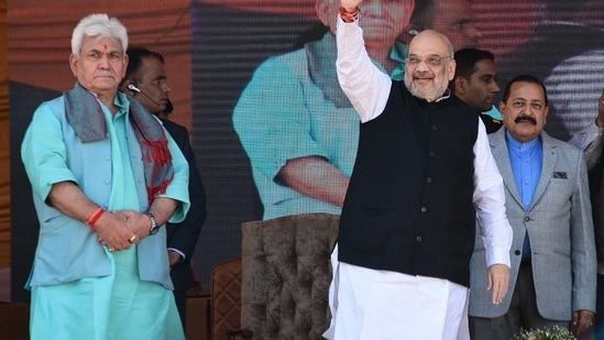 Amit Shah wrapped up his visit by reiterating that no talks will be held with Pakistan and directed the security forces to wipe out terrorism completely from the Himalayan region. He further went on to announce that assembly elections in the Union Territory would take place as soon as the electoral rolls are finalized.(HT Photo/Waseem Andradi)