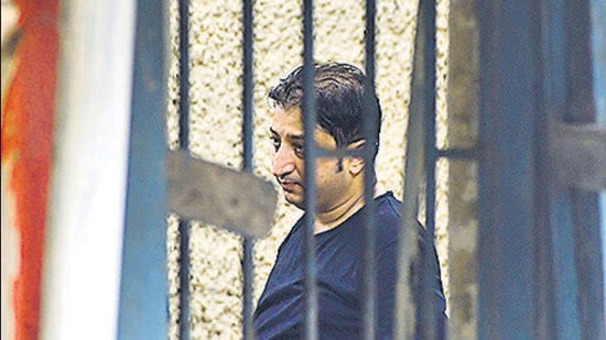 Mumbai, India - October 06, 2022: Accused 40-year-old Irfan Abdul Rahim Bilakhiya who was driving the Hyundai Creta car remanded to one-day police custody, after arrested and produced for the Bandra-Worli Sealink road accident case in the early hours of Wednesday, at Bhoiwada Court, in Mumbai, India, on Thursday, October 06, 2022. (Photo by Bhushan Koyande/HT Photo) (HT PHOTO)