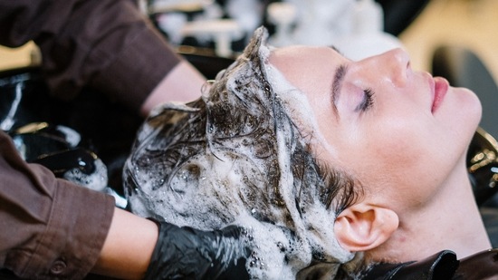 Amazon Great Indian Festival Sale 2022: Get haircare products at slashed down price.&nbsp;(Pexels)