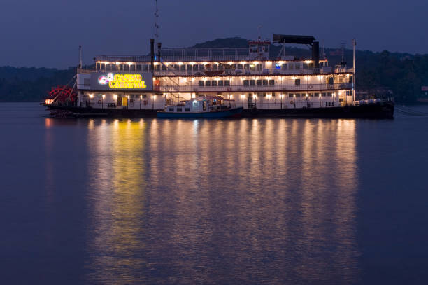 The most unforgettable experiences in Goa are houseboat cruises on the Chapora and Mandovi rivers.(Gettyimages)