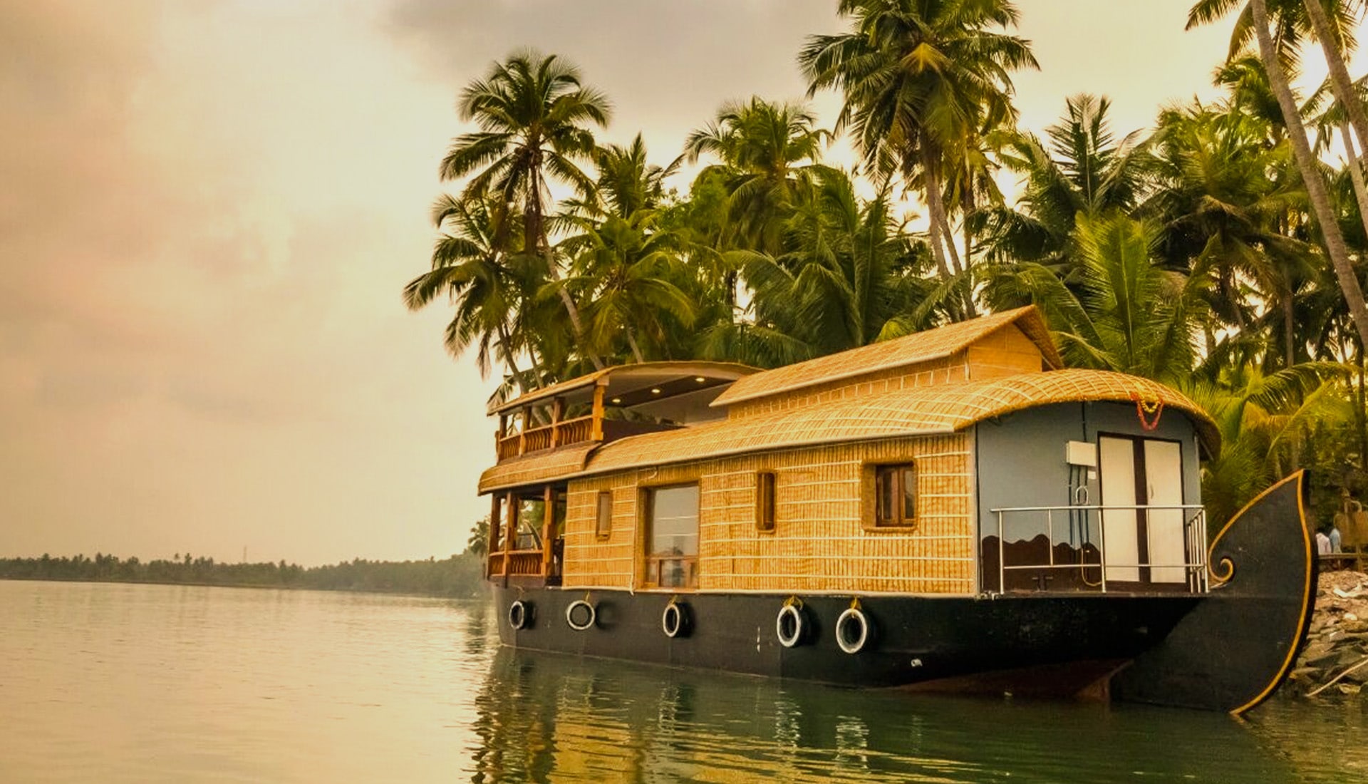 The only backwater in Karnataka that rents out houseboats are the Swarna River in Udupi.(KarnatakaTourism)