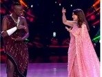 Madhuri Dixit dances with Kili Paul on the hit track Channe Ke Khet Mein on the sets of Jhalak Dikhhla Jaa 10. Madhuri Dixit dances with Kili Paul on the hit track Channe Ke Khet Mein on the sets of Jhalak Dikhhla Jaa 10.