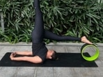 Alia Bhatt's trainer shares yoga asanas that can be done better with yoga wheel Alia Bhatt's trainer shares yoga asanas that can be done better with yoga wheel