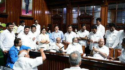 Congress leader Siddaramaiah and JD(S) leader H D Kumaraswamy attended the all-party meet on reservation. (ANI)