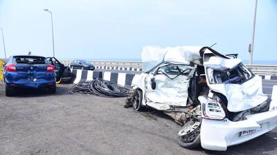 Mumbai, India - October 05, 2022: At Least 5 people were killed and 8 others injured after collision of four cars and an ambulance on the Bandra-Worli Sealink, in Mumbai, India, on Wednesday, October 05, 2022. (Photo by Vijay Bate/HT Photo) (HT PHOTO)