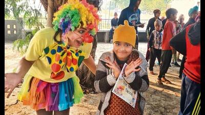 Delhiite Sheetal Agarwal has been spreading joy among many, through medical clowning. Delhiite Sheetal Agarwal has been spreading joy among many, through medical clowning.