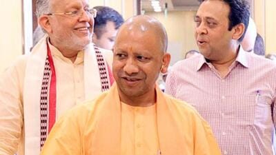 Lucknow, India-Sep 19, 2022: UP Chief Minister Yogi Adityanath along with other legislative members arrive for the first day of the monsoon session at the UP assembly in Lucknow, Uttar Pradesh, on Monday September 19, 2022. (HT Photo) Lucknow, India-Sep 19, 2022: UP Chief Minister Yogi Adityanath along with other legislative members arrive for the first day of the monsoon session at the UP assembly in Lucknow, Uttar Pradesh, on Monday September 19, 2022. (HT Photo)