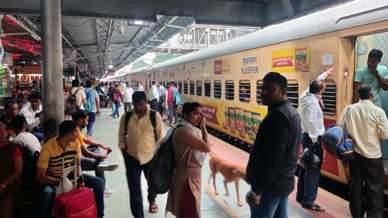 &nbsp;All these railway stations will be upgraded to ensure improved basic facilities and accessibility for passengers. (Rahul Raut/HT PHOTO) (Representational Image)