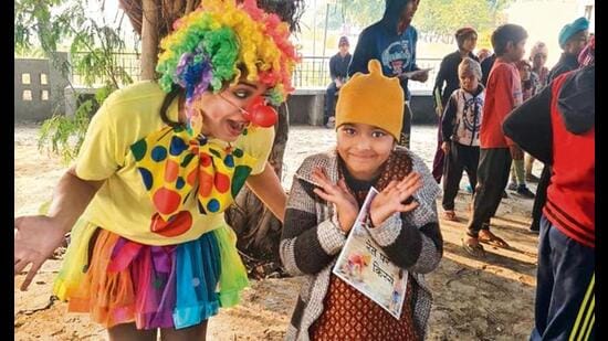 Delhiite Sheetal Agarwal has been spreading joy among many, through medical clowning.