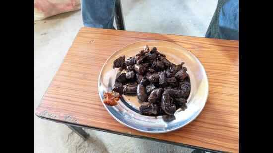 The plate of intestines (Percy Bharucha) The plate of intestines (Percy Bharucha)