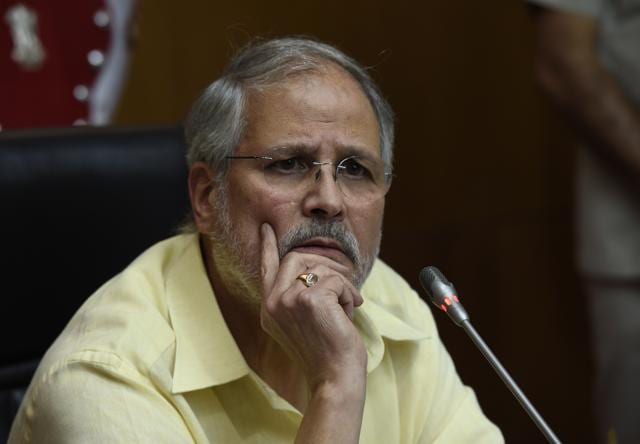 Former Lt Governor of Delhi Najeeb Jung is the first to undertake the Herculean task of translating Ghalib’s entire output. (Arvind Yadav/Hindustan Times) Former Lt Governor of Delhi Najeeb Jung is the first to undertake the Herculean task of translating Ghalib’s entire output. (Arvind Yadav/Hindustan Times)