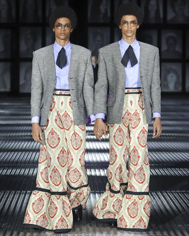 Twins models walk down the runway at Gucci’s spring/summer 2023 collection showcase at Milan Fashion Week (Photo: Instagram) Twins models walk down the runway at Gucci’s spring/summer 2023 collection showcase at Milan Fashion Week (Photo: Instagram)