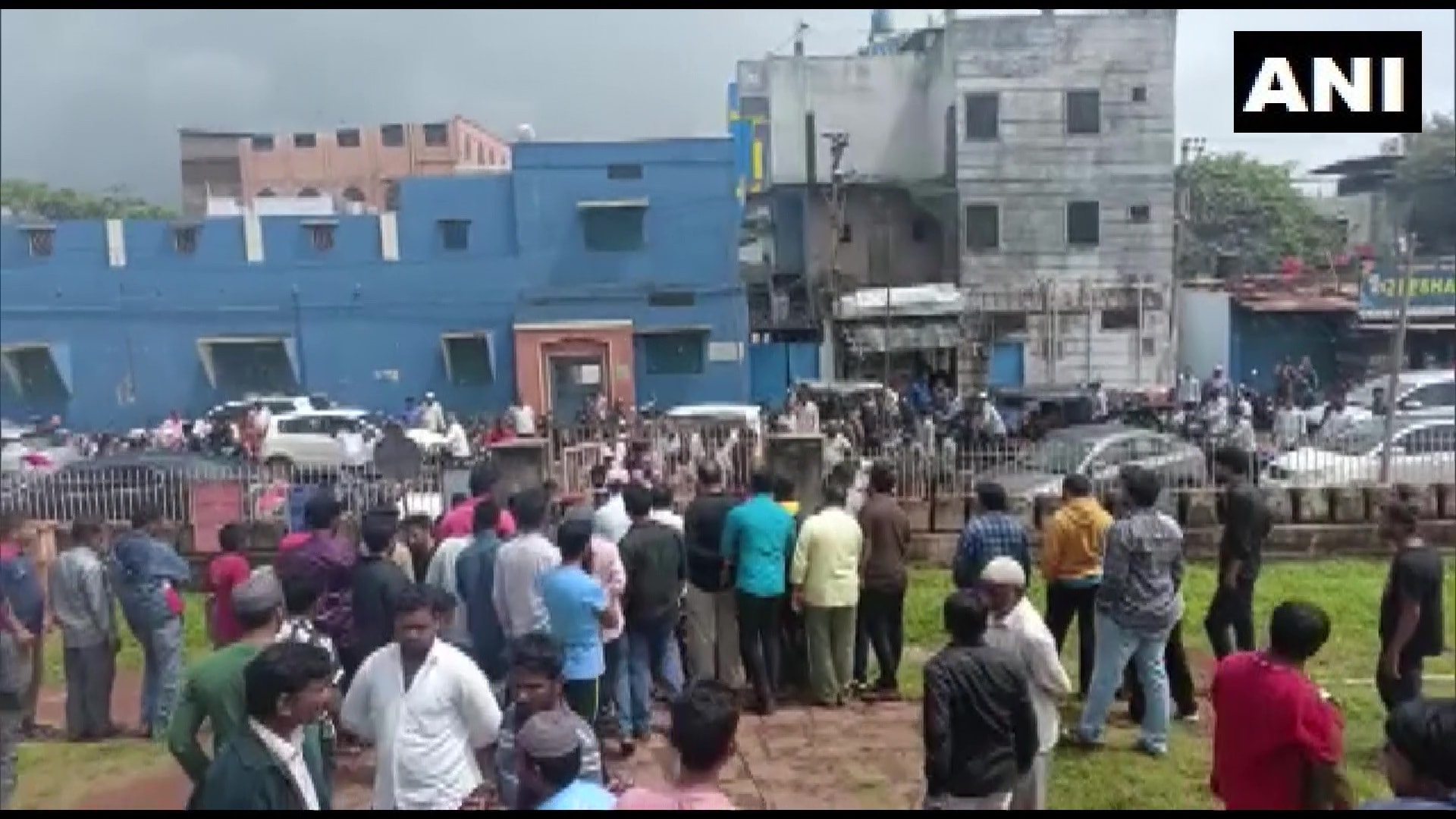 Bidar police booked nine people for allegedly trespassing into Mohammed Gawan madrasa on Thursday. (ANI) Bidar police booked nine people for allegedly trespassing into Mohammed Gawan madrasa on Thursday. (ANI)