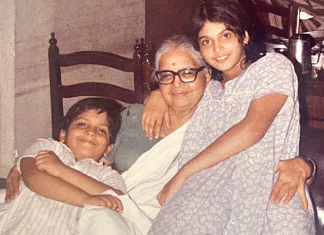 Isha (right) with her dadi, at the latter’s residence Isha (right) with her dadi, at the latter’s residence