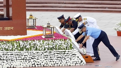 On October 7, ahead of the 90th Air Force Day celebrations, Chief of Defence Staff (CDS) General Anil Chauhan, Chief of the Naval Staff Admiral R Hari Kumar, Chief of the Air Staff, Air Chief Marshal VR Chaudhari and Chief of the Army Staff General Manoj Pande laid wreaths at the National War Memorial in New Delhi. (Indian Air Force Twitter) On October 7, ahead of the 90th Air Force Day celebrations, Chief of Defence Staff (CDS) General Anil Chauhan, Chief of the Naval Staff Admiral R Hari Kumar, Chief of the Air Staff, Air Chief Marshal VR Chaudhari and Chief of the Army Staff General Manoj Pande laid wreaths at the National War Memorial in New Delhi. (Indian Air Force Twitter)