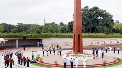 Chief of Defence Staff (CDS) General Anil Chauhan, Chief of the Naval Staff Admiral R Hari Kumar, Chief of the Air Staff, Air Chief Marshal VR Chaudhari and Chief of the Army Staff General Manoj Pande paid homage to the fallen heroes at the National War Memorial ahead of the 90th Air Force Day celebrations, in New Delhi on Friday. (Indian Air Force Twitter) Chief of Defence Staff (CDS) General Anil Chauhan, Chief of the Naval Staff Admiral R Hari Kumar, Chief of the Air Staff, Air Chief Marshal VR Chaudhari and Chief of the Army Staff General Manoj Pande paid homage to the fallen heroes at the National War Memorial ahead of the 90th Air Force Day celebrations, in New Delhi on Friday. (Indian Air Force Twitter)