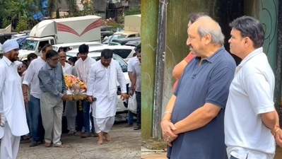 Arun Bali cremated in Mumbai. Arun Bali cremated in Mumbai.