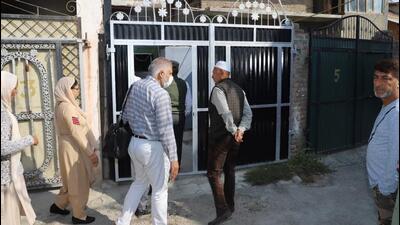 Special investigation unit of the Jammu and Kashmir Police conducting searches at two houses in Soura and Anchar localities on Saturday. Various incriminating materials were recovered and seized during the exercise (Twitter)