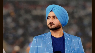 Harbhajan wrote that he has been receiving numerous complaints from cricket lovers in Punjab and several stakeholders that the PCA under the present president is resorting to lot of illegal activities, which is against transparency and the spirit of cricket administration. (HT Photo) Harbhajan wrote that he has been receiving numerous complaints from cricket lovers in Punjab and several stakeholders that the PCA under the present president is resorting to lot of illegal activities, which is against transparency and the spirit of cricket administration. (HT Photo)