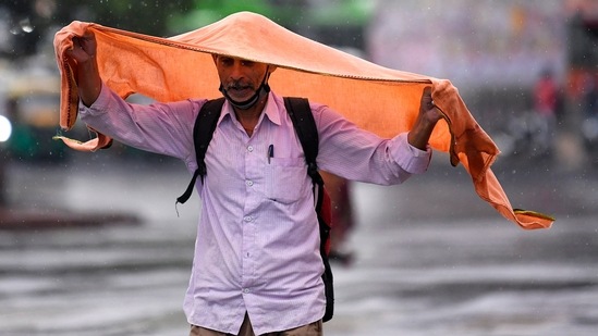 The minimum temperature settled at 20.8 degrees Celsius on Saturday, an India Meteorological Department (IMD) bulletin said.(ANI)