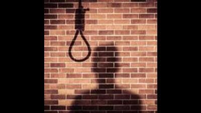 The woman had hanged herself from the ceiling fan. (Representational image)