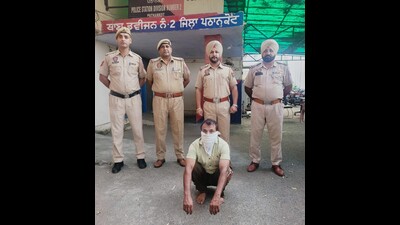 Based on a tip-off, the Pathankot police personnel intercepted him and immediately brought him to book. (HT photo)