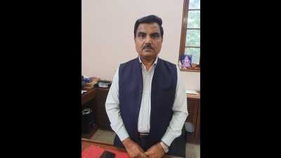 Professor Mukul Sutaone was recently appointed the first vice-chancellor (V-C) of the College of Engineering Pune (COEP) technological university (HT PHOTO) Professor Mukul Sutaone was recently appointed the first vice-chancellor (V-C) of the College of Engineering Pune (COEP) technological university (HT PHOTO)