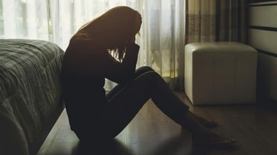 Symptoms of depression include sleep problems, fatigue, difficulty in focussing, weight loss or weight gain, loss of interest in daily activities and in extreme cases suicidal thoughts. (Unsplash) Symptoms of depression include sleep problems, fatigue, difficulty in focussing, weight loss or weight gain, loss of interest in daily activities and in extreme cases suicidal thoughts. (Unsplash)