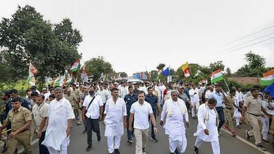 Congress leader Rahul Gandhi with party leaders during the 'Bharat Jodo Yatra' in Tumakuru, Karnataka. (PTI) Congress leader Rahul Gandhi with party leaders during the 'Bharat Jodo Yatra' in Tumakuru, Karnataka. (PTI)