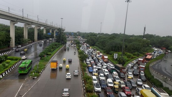 Heavy rain causes traffic snarls in Delhi; check traffic advisory(PTI)