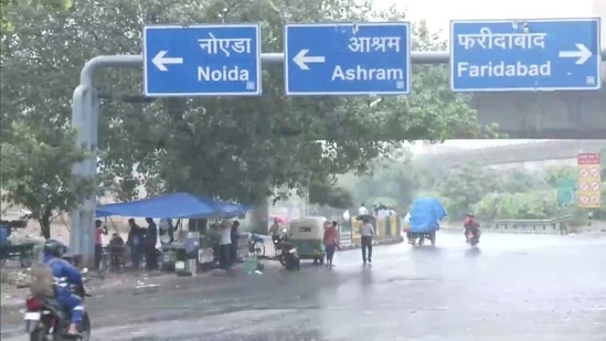 Not only Delhi, but also nearby cities - such as Faridabad, Gurugram, and Noida - have been hit by heavy rains.(source: Twitter/@ANI)